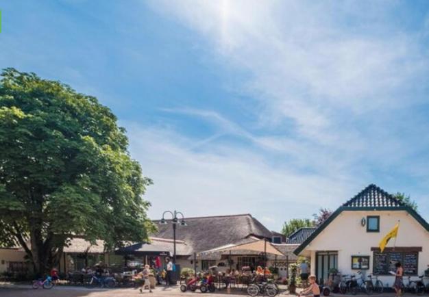 Sfeervolle Chalet Met Terras, H14 De Veldkamp, Epe, Voor 4 Personen Villa ภายนอก รูปภาพ